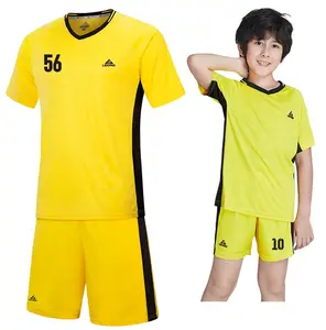 Yeni stil futbol formaları erkek kız futbol formaları özel çocuk seti spor T-shirt spor elbise futbol forması