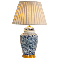 Lampe de table en porcelaine bleue et blanche néoclassique de Jingdezhen, lampe de bureau en céramique haut de gamme pour chambre à coucher, salon, bureau, grande taille