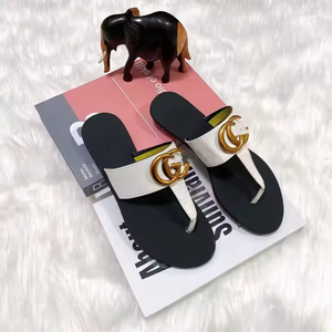 Luxury <b>Ladies</b> <b>Slip</b>-On Flat Sandals Custom G G Women's High-End Anti-Slippery Platform Flip Flop Slides for Summer Outdoor Use - Product Image 6