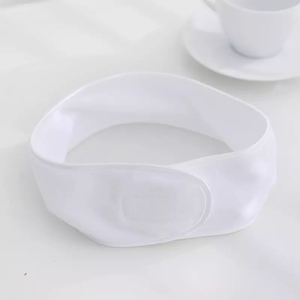 Bandeau cosmétique de Spa brodé en <span class=keywords><strong>microfibre</strong></span> avec Logo - Product Image 1