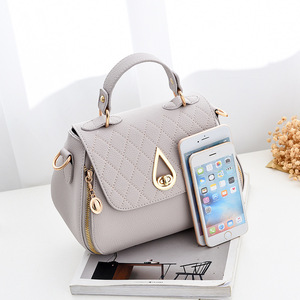 New Luxury <b>Small</b> Size Women's <b>Handbags</b> PU Leather Fashion Quilted Leather Bags Lady Style Wholesale <b>Handbags</b> - Product Image 5