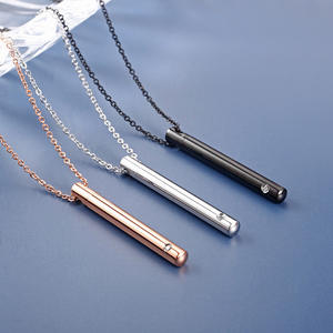 Kişiselleştirilmiş gümüş/altın silindir kremasyon takı külleri için, özel kremasyon Urn anıt parfüm şişesi kolye - Product Image 1