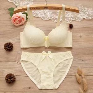 Ensemble de lingerie pour femmes en dentelle florale multicolore, crocheté et brodé à la main, soutien-gorge sans armatures, culotte assortie, pour tous les jours, le sommeil, les occasions décontractées et le bureau - Product Image 4