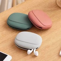 Tas penyimpanan silikon multifungsi terlaris headphone tas kosmetik Mini kabel Data ruang tamu Kosmetik-lintas batas