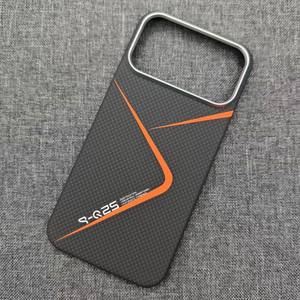 Custodia per <span class=keywords><strong>iPhone</strong></span> 17 Pro Max in Kevlar, Antiurto, Magnetica, in Fibra di Carbonio Forgiata - Product Image 4