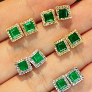 อาซูโอ 18K เครื่องประดับทองคำแท้ ทองคำแท้สีเหลือง ประดับมรกตธรรมชาติ เพชรแท้ ต่างหูทรงสี่เหลี่ยม ของขวัญสำหรับสุภาพสตรี สวมใส่ได้ทุกวัน - Product Image 5