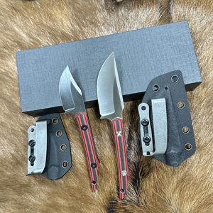 سكين تكتيكي ثابت للتخييم بتصميم جيد وصغير الحجم، مقبض G10 أحمر مخطط، شفرة حادة 2.8 بوصة من نوع Sheepsfoot للصيد وسلخ الجلود - Product Image 1