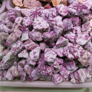 <span class=keywords><strong>Tormalina</strong></span> Rossa Naturale Grezza Non Tagliata Rubellite <span class=keywords><strong>Tormalina</strong></span> a Prezzo all'Ingrosso - Product Image 2