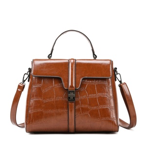 Sac à main de créateur pour femme, sac fourre-tout à bandoulière, pochette zippée, sacoche en cuir PU de qualité supérieure, sac à bandoulière pour femme, vente chaude - Product Image 6