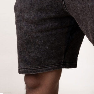 กางเกงขาสั้นผู้ชายคุณภาพสูง ผ้าฝ้าย 100% น้ำหนักเบา แห้งเร็ว ระบายอากาศได้ดี เป็นมิตรกับสิ่งแวดล้อม กางเกงขาสั้นผู้ชายผ้าฝ้าย 100% ล้างสีแบบแอซิด - Product Image 3