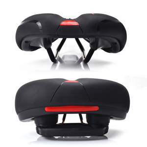 <span class=keywords><strong>Selle</strong></span> de Vélo <span class=keywords><strong>VTT</strong></span> Ventilée Moelleuse Confortable Siège de Vélo de Route <span class=keywords><strong>VTT</strong></span> en Cuir Pièces de Vélo - Product Image 6