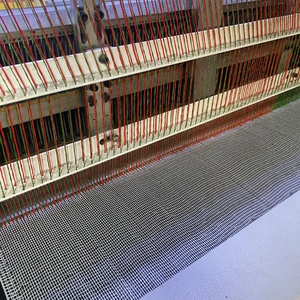 <span class=keywords><strong>Gazon</strong></span> synthétique réaliste du Guangdong, <span class=keywords><strong>gazon</strong></span> artificiel de luxe en PE, <span class=keywords><strong>gazon</strong></span> artificiel à feuilles persistantes avec motif - Product Image 6