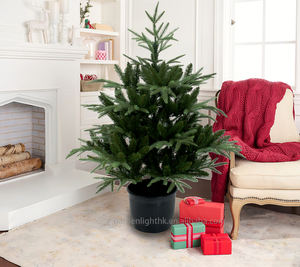 Árbol de Navidad Artificial en Maceta de 32 Pulgadas - PVC y PE Ecológicos de Alta Calidad para Decoración de Hogar, Oficina y Fiestas - Product Image 4
