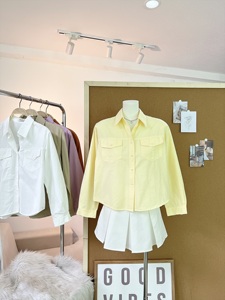 Camisa Caqui de Algodón de Longitud Media para Mujer A770 con Dos Bolsillos Elegantes, Cuello Camisero con Bolsillos, Primavera Verano - Product Image 4