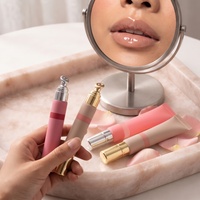 Gloss à lèvres liquide longue tenue haute brillance avec applicateur métallique rafraîchissant, marque privée, végétalien, sans cruauté, hydratant et nourrissant