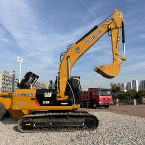 Excavatrice d'occasion CAT 320D2L 20T 1,2m³ |   Faible nombre d'heures de fonctionnement et consommation de carburant pour l'exploitation minière et la construction, système hydraulique d'origine - Product Image 2