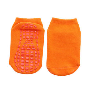 Chaussettes antidérapantes pour bébés garçons, enfants en bas âge, chaussettes de marche en coton biologique avec motif de dessin animé mignon - Product Image 2