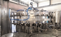 Chaîne de production de remplissage automatique de boissons gazeuses en bouteilles PET avec lavage, remplissage et bouchage – Offre Spéciale