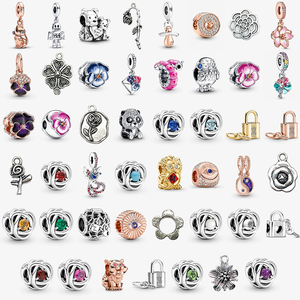 Colgante de Plata de Ley S925 Hecho a Mano con Forma de Mariposa Romántica, Circonita, Baño de Oro, Cuentas con Forma de Corazón, Colgantes Finos - Product Image 1