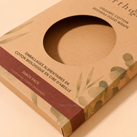 Boîte d'emballage en carton pliable personnalisée, économique et écologique, avec fenêtre découpée et languette de suspension, pour foulards, serviettes et vêtements