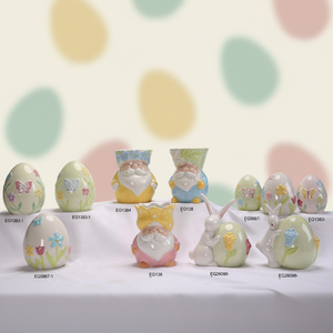 Œufs de Pâques <span class=keywords><strong>en</strong></span> céramique faits à la main, décorés de motifs floraux, personnalisés et pour une utilisation <span class=keywords><strong>en</strong></span> intérieur - Product Image 1