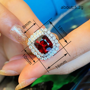 Anello Geometrico da Principessa per Donne, Elegante Gioiello da Dito alla Moda - Product Image 4
