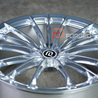 Jante en alliage forgé monobloc PJ Polished, concave profond, finition argent brossé, sur mesure pour voitures de luxe