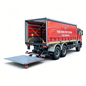 Camion Scania 6x6 tout-terrain pour le transport d'équipements de lutte contre les incendies, grande capacité - Product Image 1