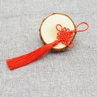 Vente d'usine : Pompons chinois faits main en polyester de 12 cm pour marque-pages, lanternes, décoration de voiture et de maison