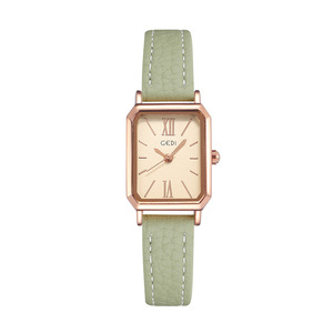 Élégante montre pour femme à cadran blanc et or rose ; montre à quartz vintage à petit cadran carré avec bracelet en cuir noir – un best-seller. - Product Image 5