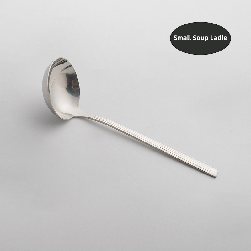 Petite louche à soupe