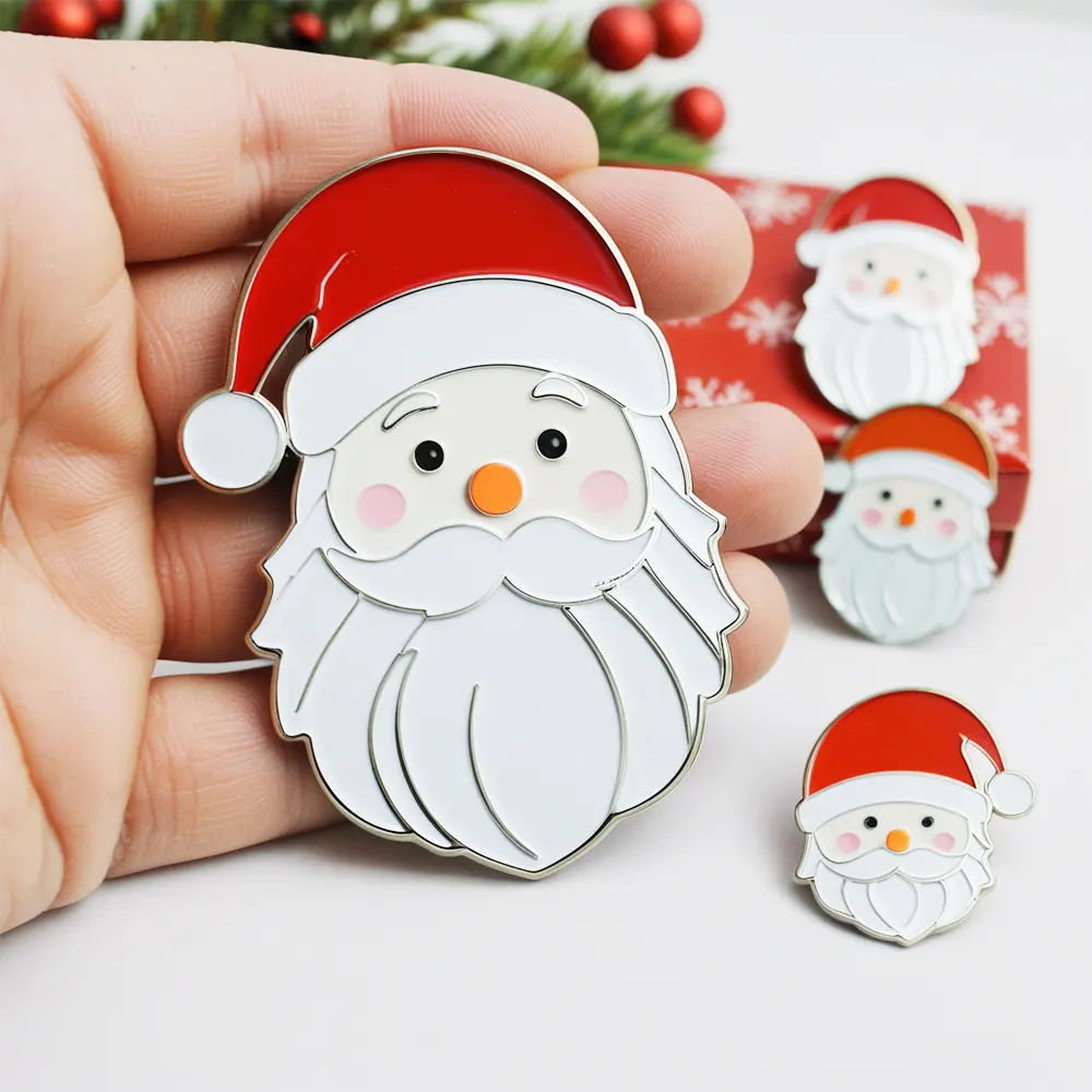 Funny Cute Design Hard Soft Enameled Metal Lapel Pins Badges Christmas Gift Enamel Pins