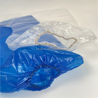 Couvre-chaussures jetable imperméable et antidérapant bon marché à prix d'usine Couvre-chaussures médical en plastique PE-BD de première qualité