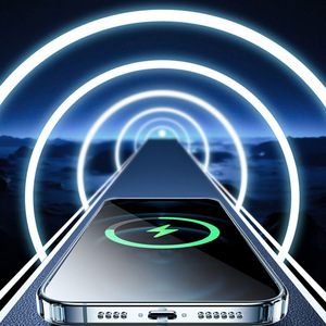 <span class=keywords><strong>Coque</strong></span> de téléphone portable magnétique <span class=keywords><strong>transparente</strong></span> pour iPhone 14 avec recharge sans fil, design anti-chute, fabrication artisanale pure - Product Image 4