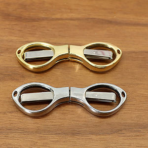 Ciseaux en métal en forme de lunettes Ciseaux <span class=keywords><strong>à</strong></span> cigares pliants Ciseaux de <span class=keywords><strong>jardinage</strong></span> ménagers en plastique plaqué or et argent - Product Image 2