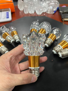 Ampoule LED en cristal YIHAN, culot E27, AC 85-265V, forme B12, 2700K, blanc chaud doux, finition dorée, télécommande - Product Image 4