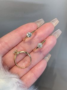 Anillo de Boda de Lujo Xinfly en Oro de 18k, Anillo de Compromiso Personalizado con Diamante de 0.50ct y Seis Puntas para Mujer - Product Image 5