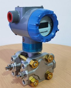 Transmisor de Presión Absoluta STA745 SmartLine STA700, 4-20mA HART, Sensor Industrial con Precisión del 0.065% - Product Image 4