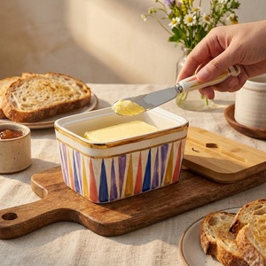 Boîte de rangement pour beurre en céramique de style américain rétro avec couvercle et couteau à beurre, récipient en céramique multi-usages pour fromage, confiture, cuisine - Product Image 3