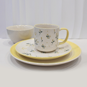 Set di 12 Piatti e Ciotole in Gres, Stoviglie con Smalto Reattivo Bicolore - Set da Pranzo in Gres Resistente ai Graffi - Product Image 4