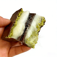Chocolate Compuesto OEM al por Mayor, Barra de Chocolate de Algodón de Azúcar de Dubái, Pasta de Pistacho, Dulces de Chocolate Kunafa Hechos a Mano, Snack Halal
