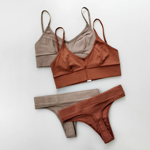 Tanga <span class=keywords><strong>de</strong></span> cintura baja <span class=keywords><strong>de</strong></span> algodón acanalado para mujer al por mayor, bragas <span class=keywords><strong>de</strong></span> patrón sólido transpirables para el día a día, bragas cómodas <span class=keywords><strong>de</strong></span> tiro fino - Product Image 4