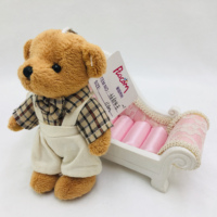 Porte-clés ours couple personnalisé en usine avec tenue, animal en peluche, pendentif mascotte douce OEM, jouet en peluche doux et câlin