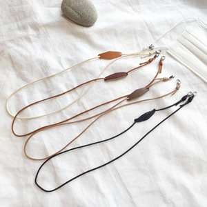 Korean fashion mask lanyard, mask strap, PU leather neck strap, windproof <b>rope</b>, anti-loss mask extension cord, eyeglass <b>chain</b> - Product Image 4