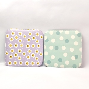 GF Nouveau Design Flower Dot Tapis de <span class=keywords><strong>souris</strong></span> carré double face imprimé sur mesure pour ordinateur portable de bureau 22x22cm Tapis de <span class=keywords><strong>souris</strong></span> en cuir PU pour bureau - Product Image 1