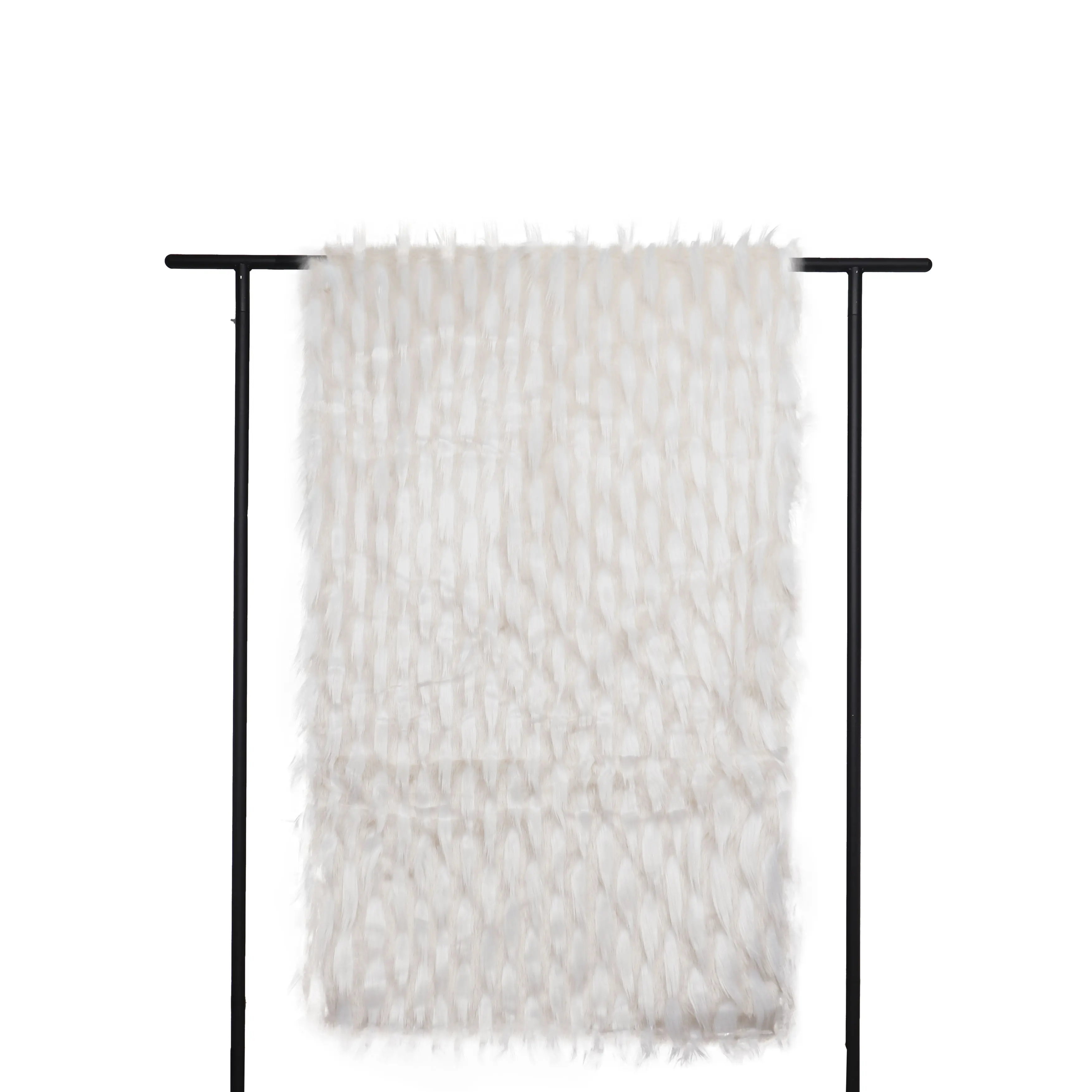 Tiff Home vente en gros nouvelle innovation 240*70cm couverture de lit en peluche blanche réutilisable personnalisée pour toutes les saisons