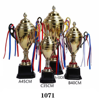 Hot New Design Personnalisé Sports Trophy Cup Gold Sports Award Médaille en Bronze Fer pour Football Basketball Logo Personnalisé