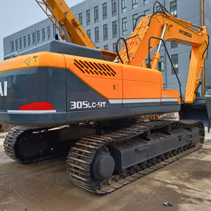 Excavatrice sur chenilles Hyundai 305 LC-9T d'occasion, 31 tonnes, avec moteur et roulements, prix bas, en vente, modèle 2023, faible nombre d'heures de fonctionnement - Product Image 1