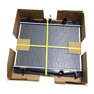 หม้อน้ำระบายความร้อน<span class=keywords><strong>เครื่องยนต์</strong></span>16400-0Q040/16400-0Q040สำหรับ <span class=keywords><strong>Yaris</strong></span>/Vitz/hatchback/ Van 1.0L 3cyl หม้อน้ำอัตโนมัติ - Product Image 1