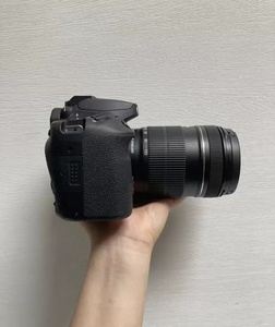 กล้อง DSLR มือสองราคาประหยัด 90D พร้อมเลนส์ 18-135 มม. เซ็นเซอร์ CMOS รองรับการ์ด SD - Product Image 4